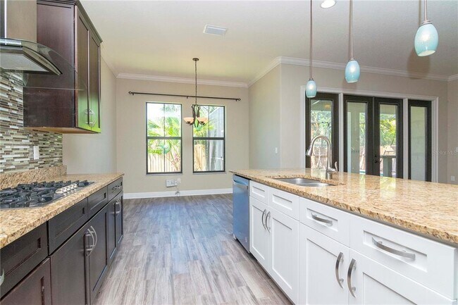 Building Photo - 4417 W Kensington Ave