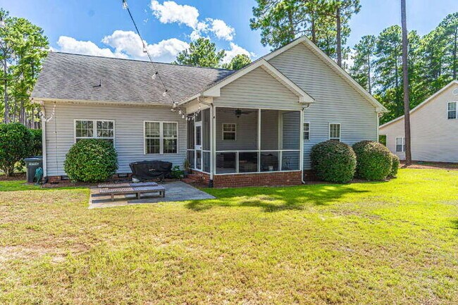 Building Photo - 167 Laurel Oak Ln
