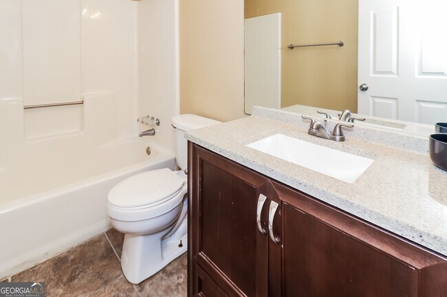Building Photo - 3414 Velvet Creek Dr SW