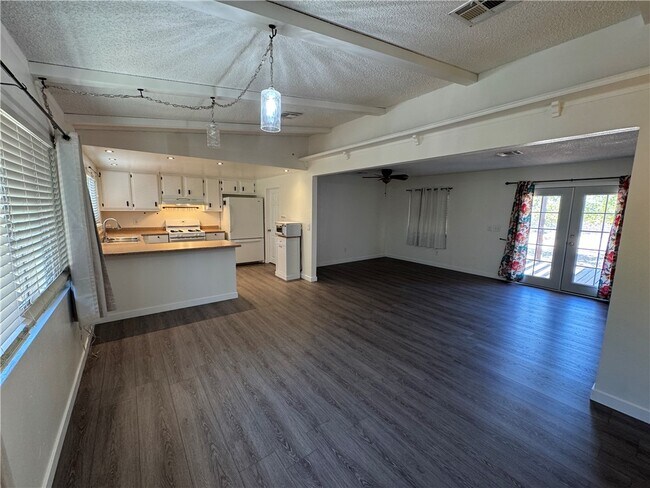 Building Photo - 56799 El Dorado Dr