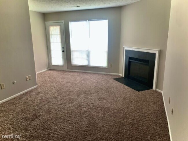 Building Photo - 6601 Reflections Dr