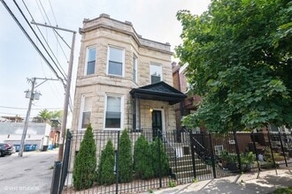 Building Photo - 2329 N Albany Ave