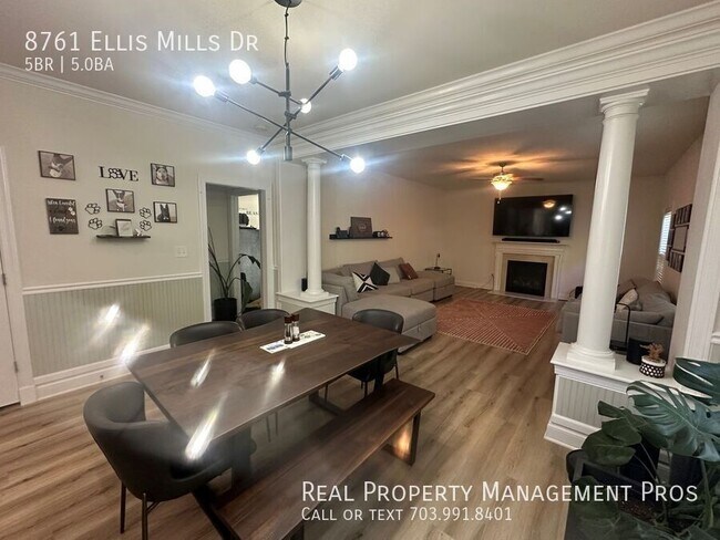 Building Photo - 8761 Ellis Mill Dr