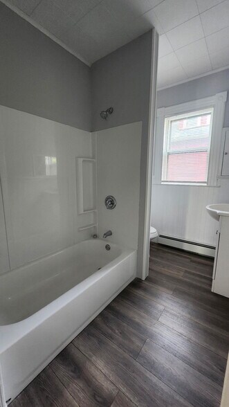 Building Photo - 177 Sisson Ave