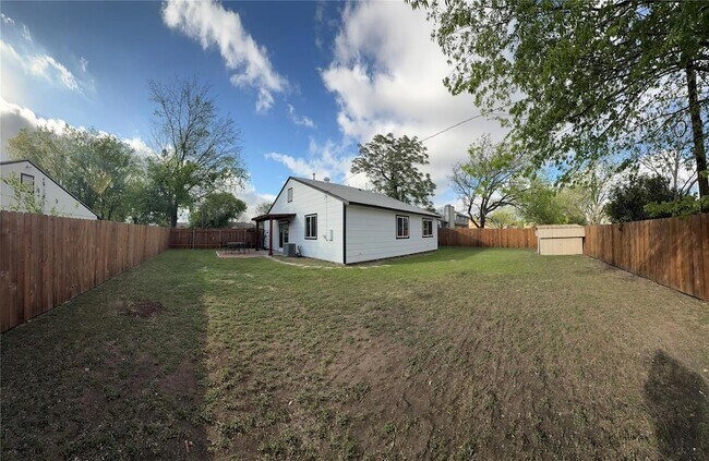 Building Photo - 508 Andover Cove