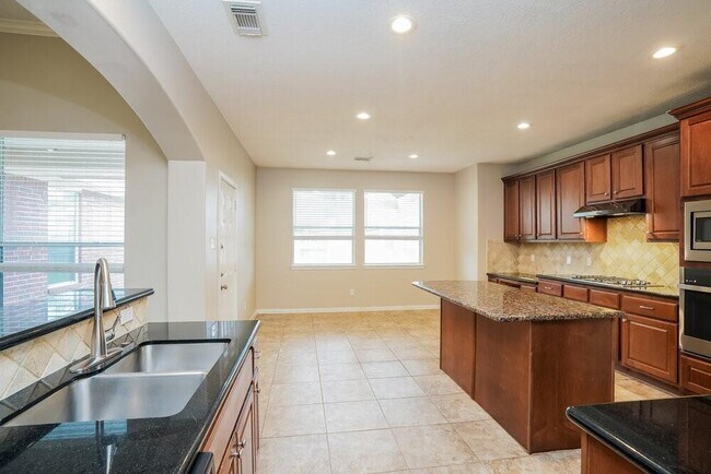 Building Photo - 2130 Pelican Landing Ct