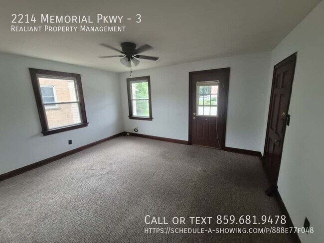 Building Photo - 2214 Memorial Pkwy