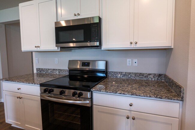 Building Photo - 3993 Brownstone Wy