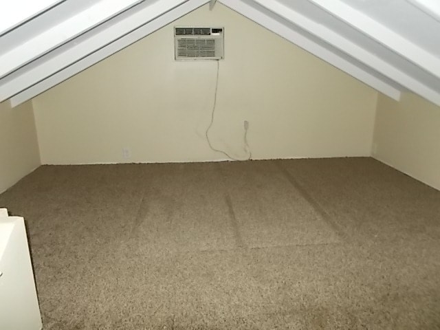 Building Photo - Adorable 1/1 with loft in the heart of St. Cloud