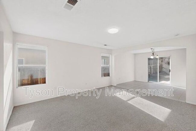 Building Photo - 915 Wood Duck Dr SW