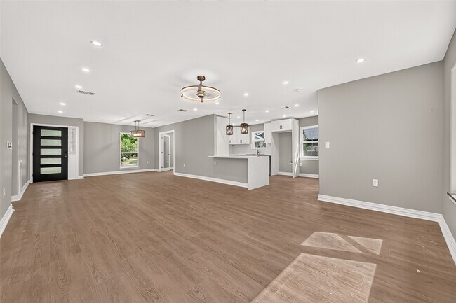 Building Photo - 1722 Shannon Valley Dr