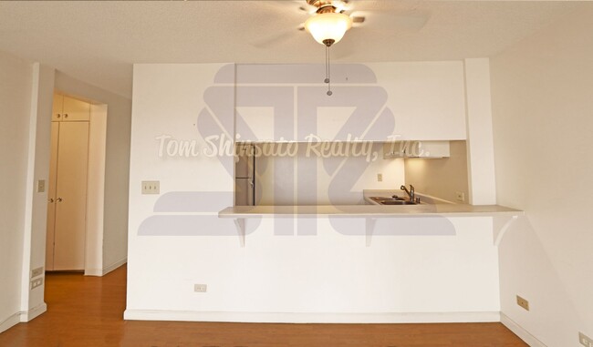 Building Photo - 2 Bedroom, 2 Bath unit at Victoria Plaza