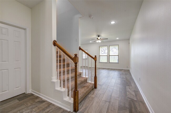 Building Photo - 17021 Wilthorne Gardens Ct