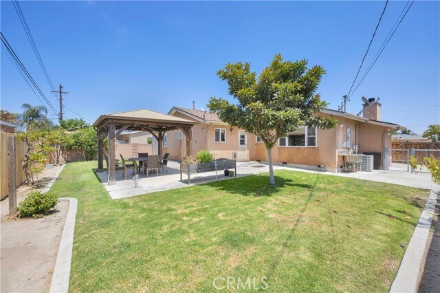 Building Photo - 1521 S Dallas Dr