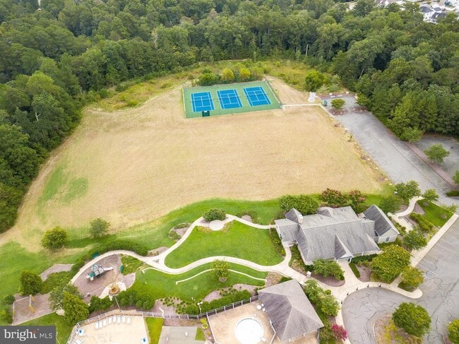 Building Photo - 44509 Gray Wolf St