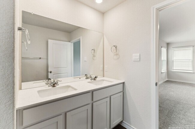 Building Photo - 22811 Tee Shot