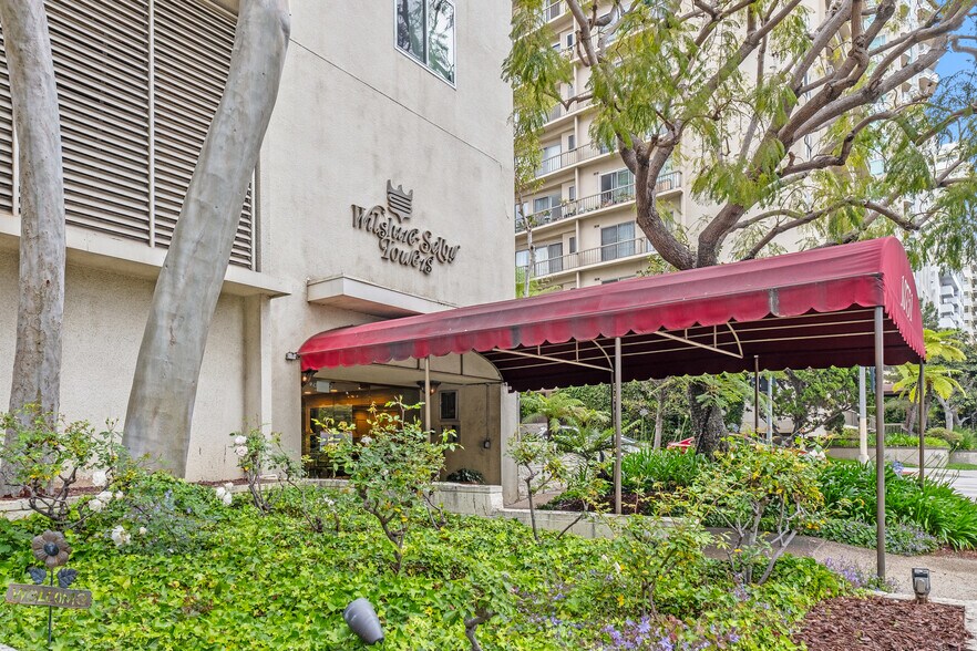 Building Photo - 10751 Wilshire Blvd