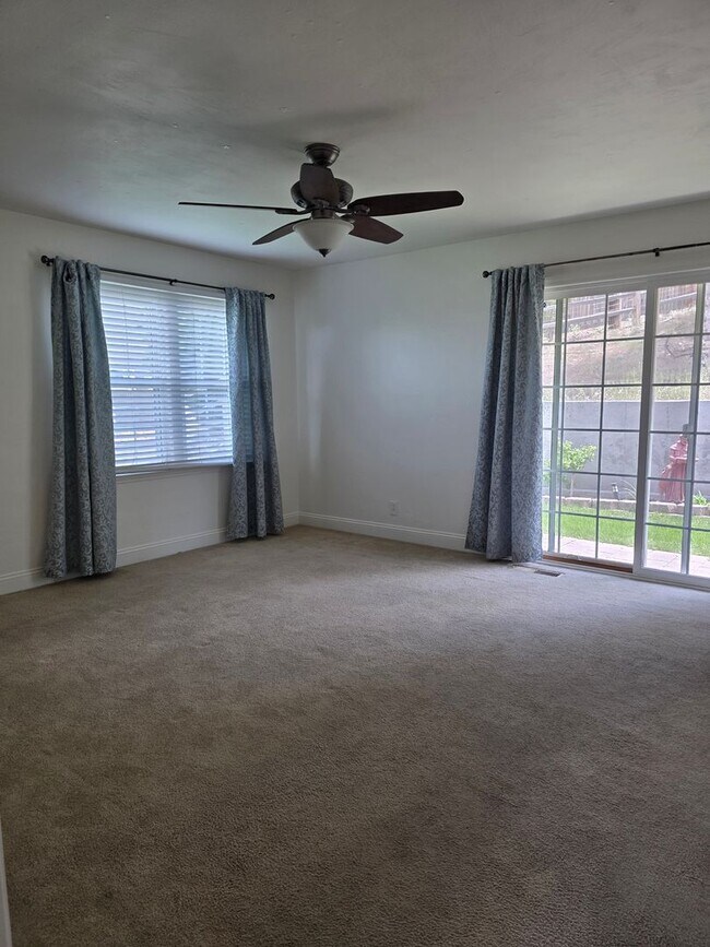 Building Photo - Executive Home with an Executive View