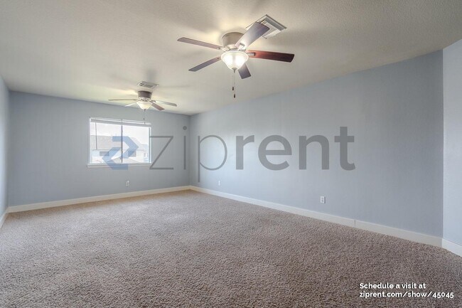 Building Photo - 11944 Chanteloup Dr