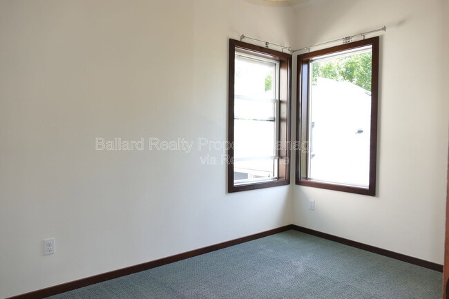 Building Photo - 839 NW 63rd St