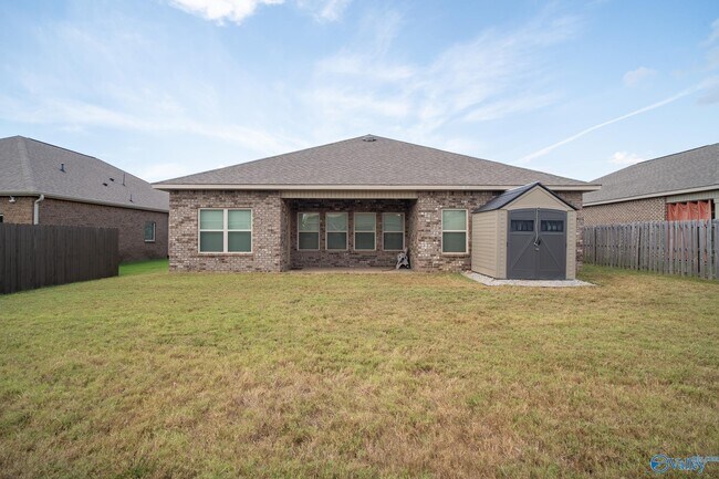 Building Photo - 26382 Jones Spg Dr