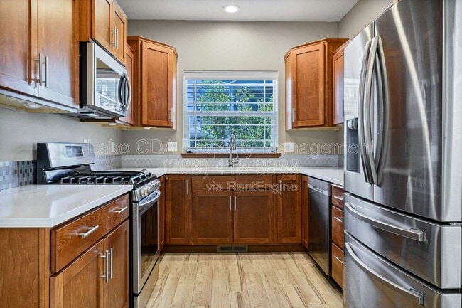 Building Photo - 3768 E Bogie Dr