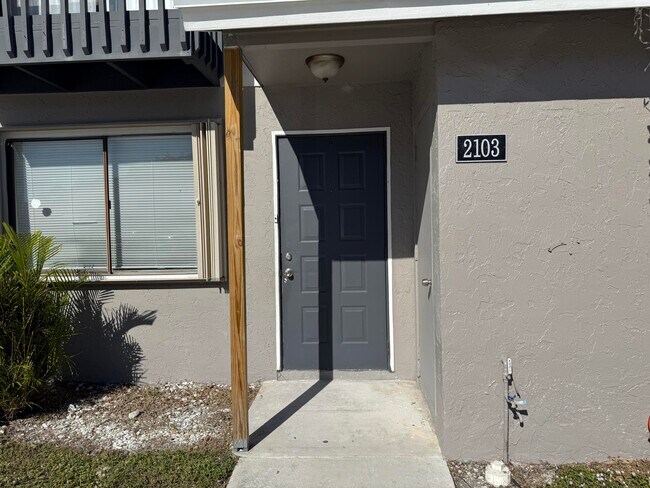 Building Photo - 2103 Wharf Ln