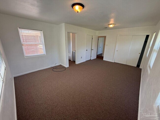 Building Photo - 309 Gamarra Rd