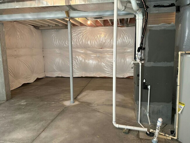 Building Photo - 8991 Hightower St