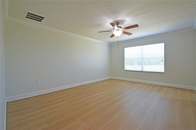 Building Photo - 11925 Greengate Dr