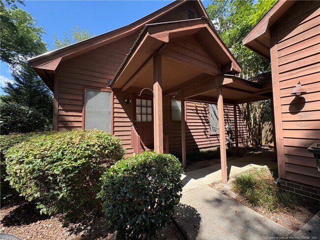 Building Photo - 405 Bannerman Pl