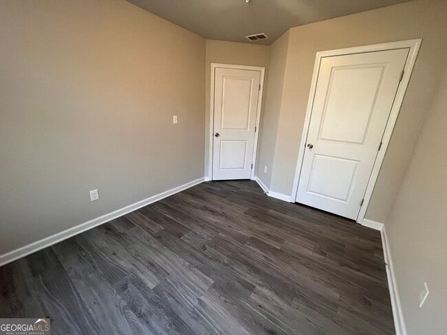 Building Photo - 8329 Triple Crown Dr