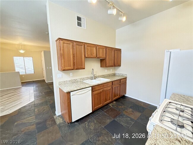 Building Photo - 8805 Jeffreys St