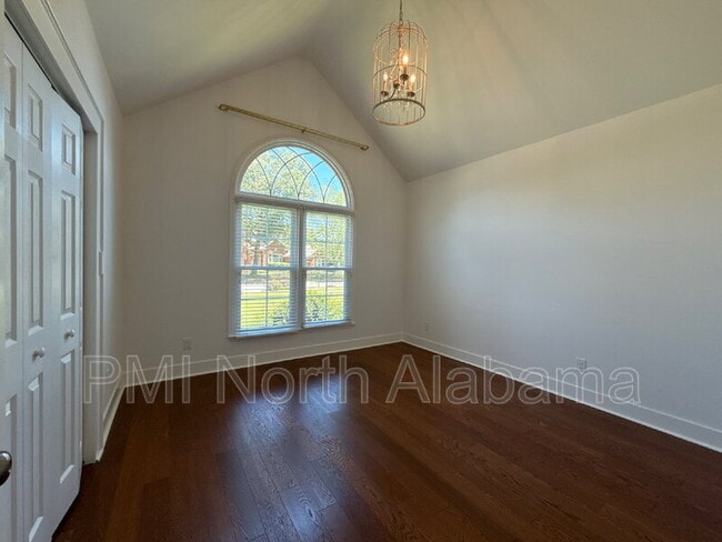 Building Photo - 2809 Willowick Tr SE