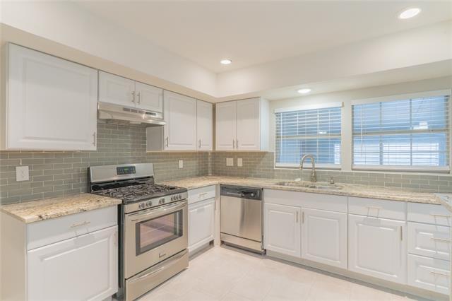 Building Photo - 3437 Knoll Point Dr