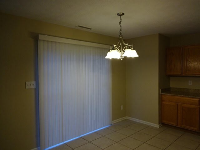 Building Photo - 11730 Sinclair Dr