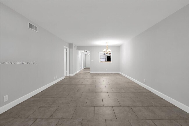 Building Photo - 3014 SW 21st Terrace