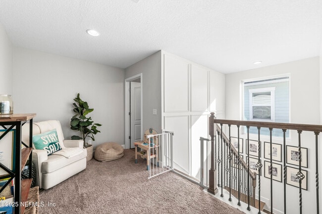 Building Photo - 1067 Seaside Dr N