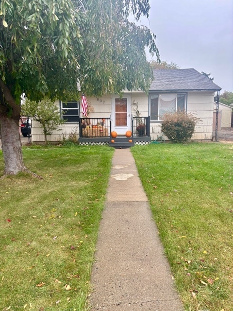 Building Photo - 807 S Maple St