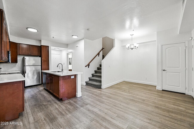 Building Photo - 4608 W Maryland Ave