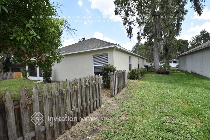 Building Photo - 708 June Lake Ln