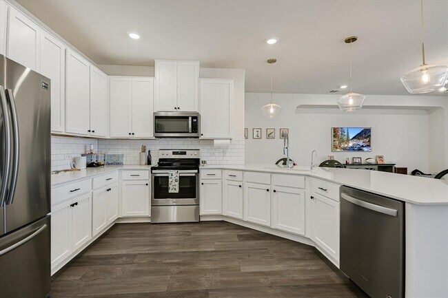 Building Photo - 7216 Kilday Cv