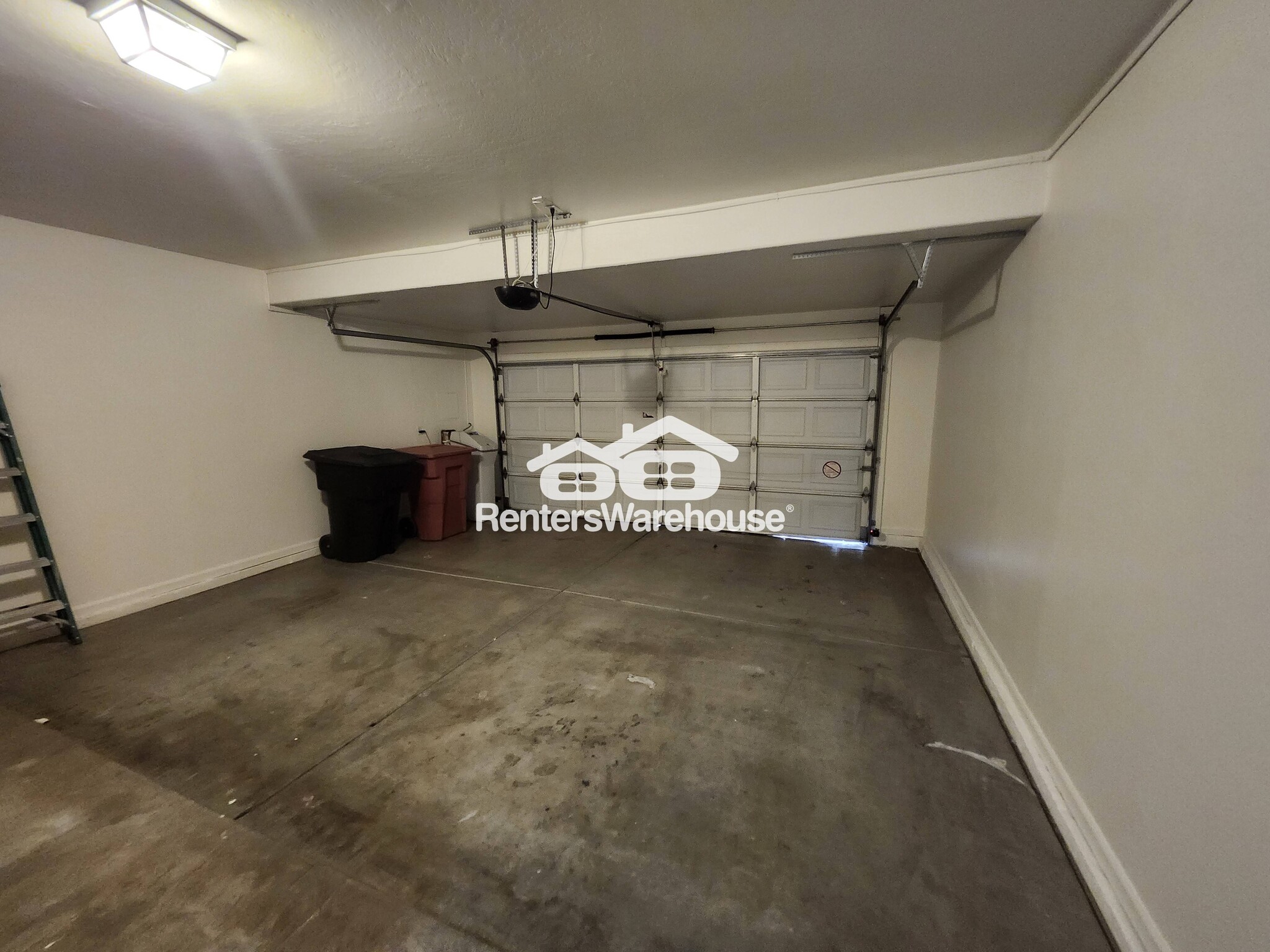 Building Photo - 9121 E Nittany Dr
