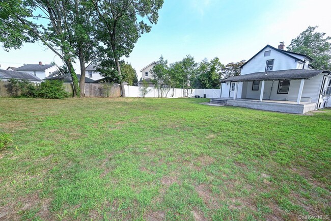Building Photo - 520 Farrington Rd