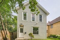 Building Photo - 707 Jenks Ave E