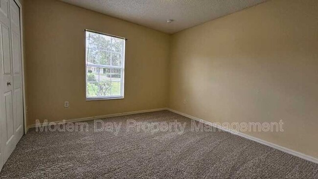 Building Photo - 10368 Lansfield St