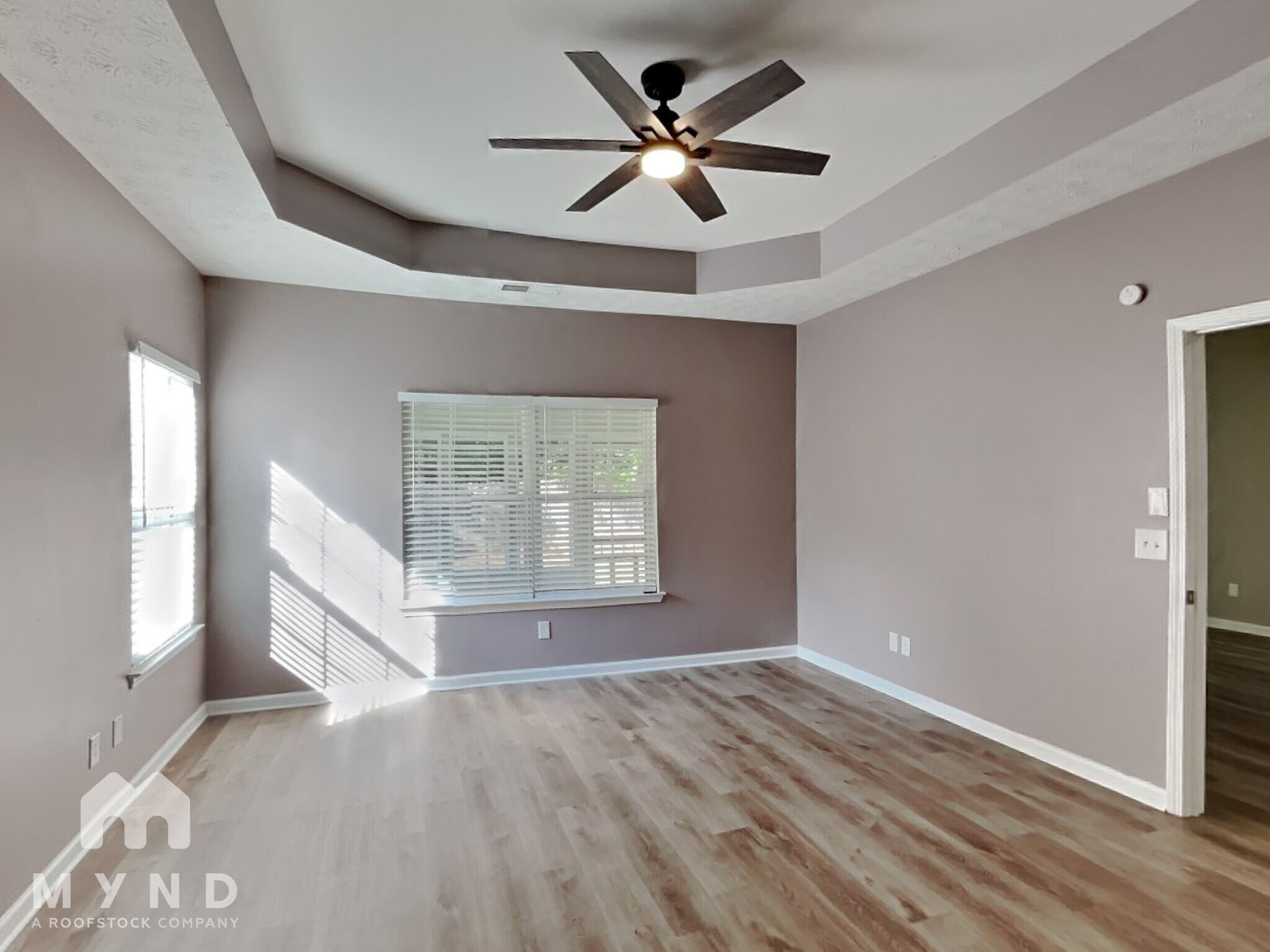 Building Photo - 8315 Somerset Way