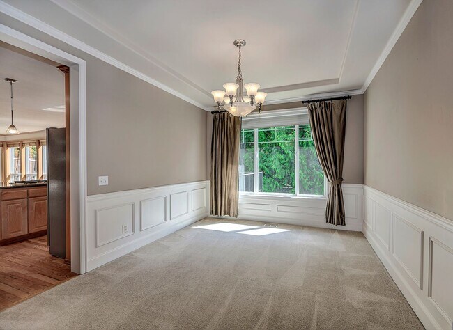 Building Photo - 4 bed 3 bath plus bonus room in Bothell