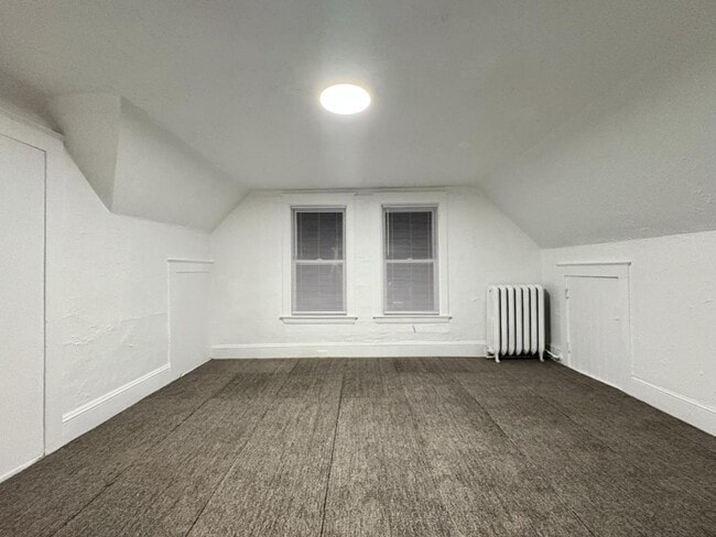 Building Photo - 117 Pierce St