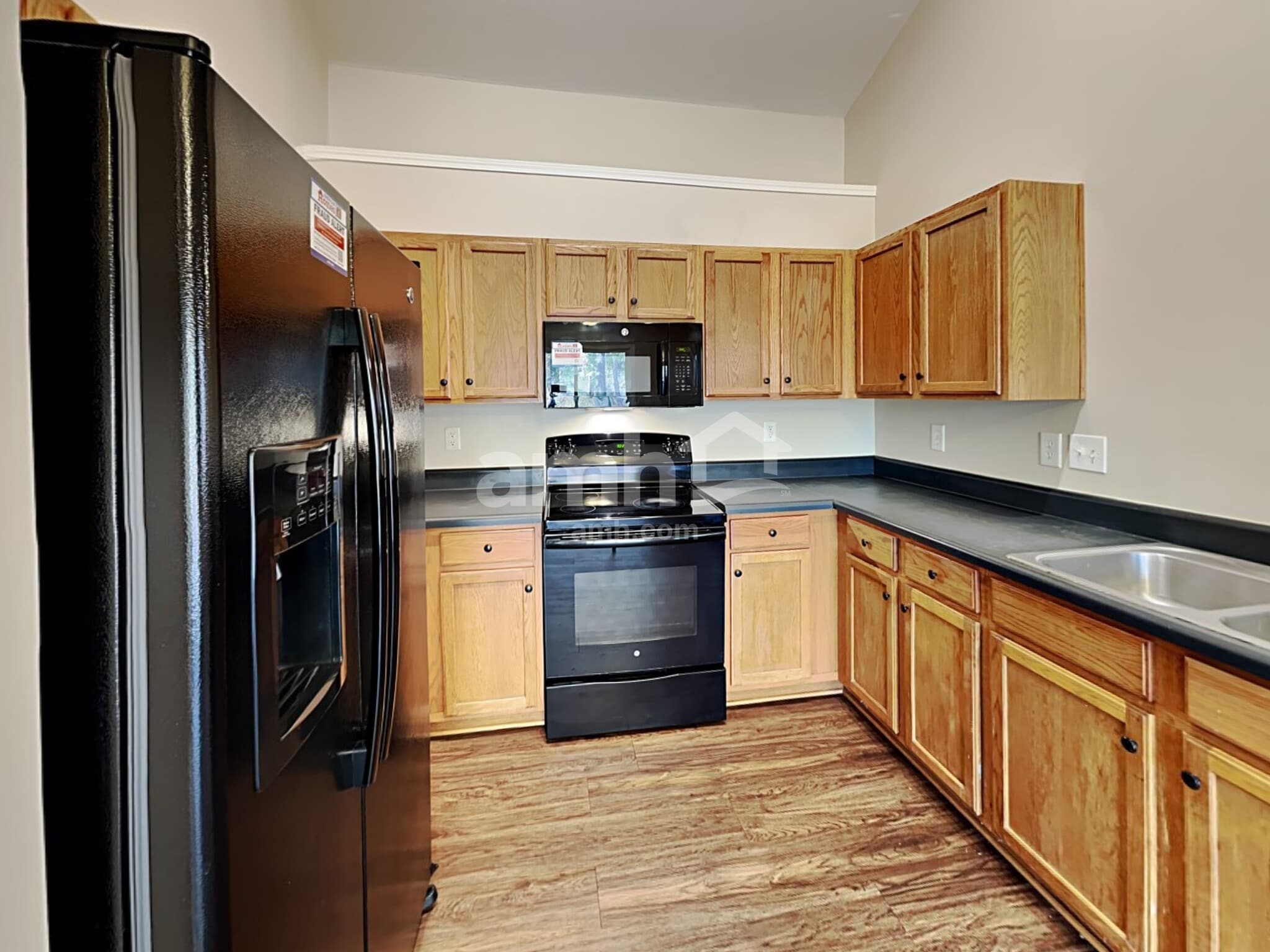 Building Photo - 7033 Sunman Rd